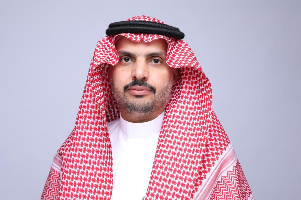 الرئيس التنفيذي لبنك المنشآت الصغيرة والمتوسطة المكلف يهنئ القيادة بمناسبة إعلان الميزانية العامة للدولة لعام 2025